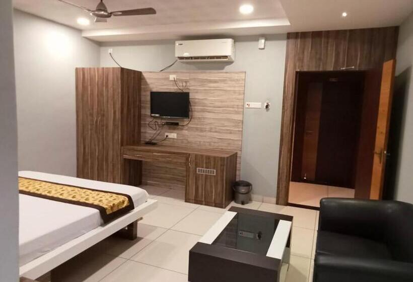 בית מלון כפרי Krishna Garden