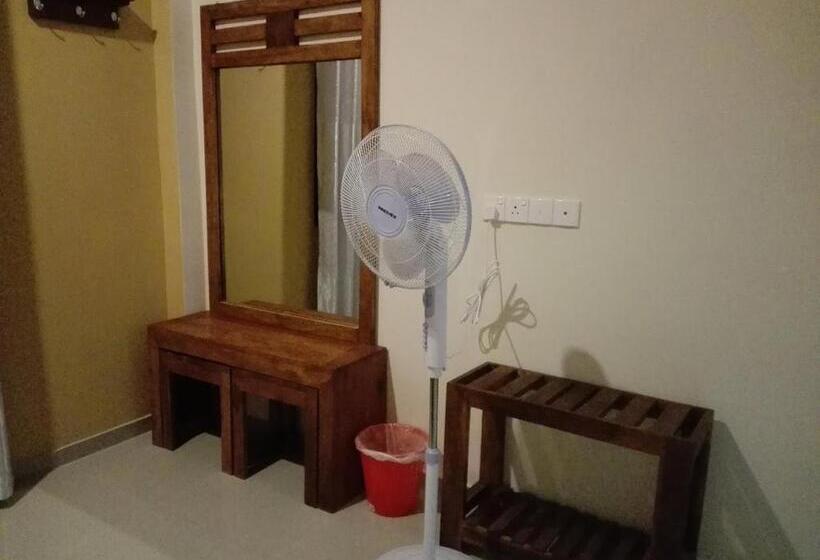 Отель Nightingale Inn