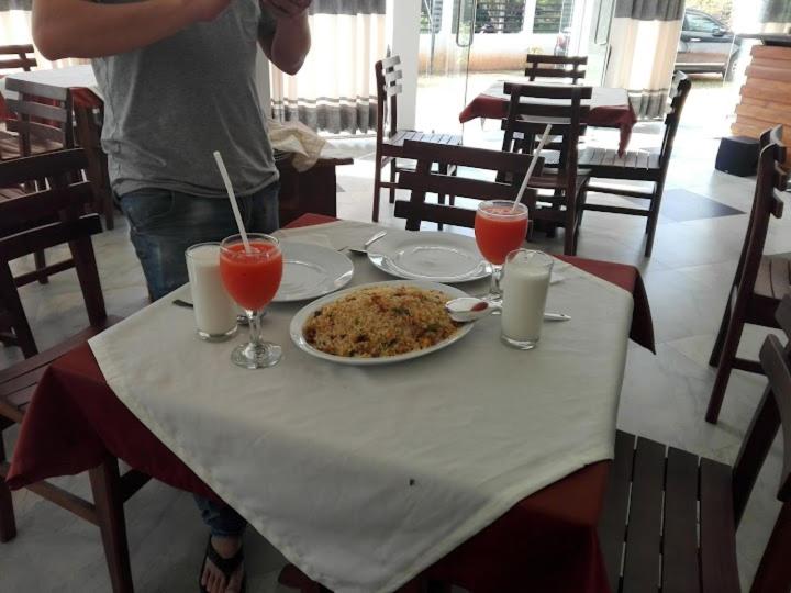 Отель Nightingale Inn