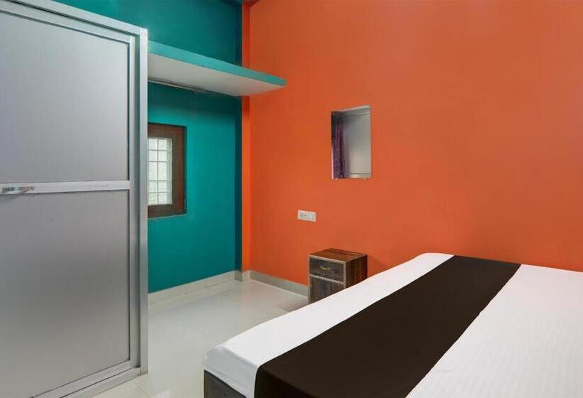 호텔 Oyo Arya Paradise