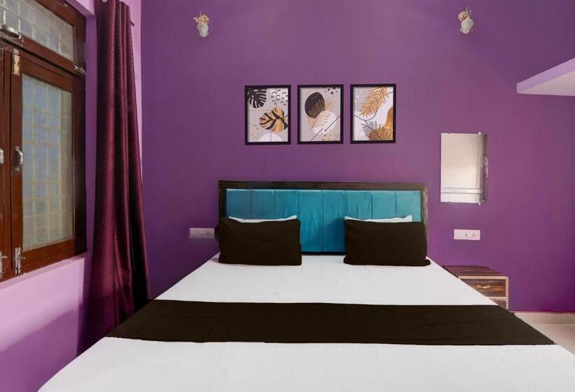 בית מלון כפרי Oyo Arya Paradise