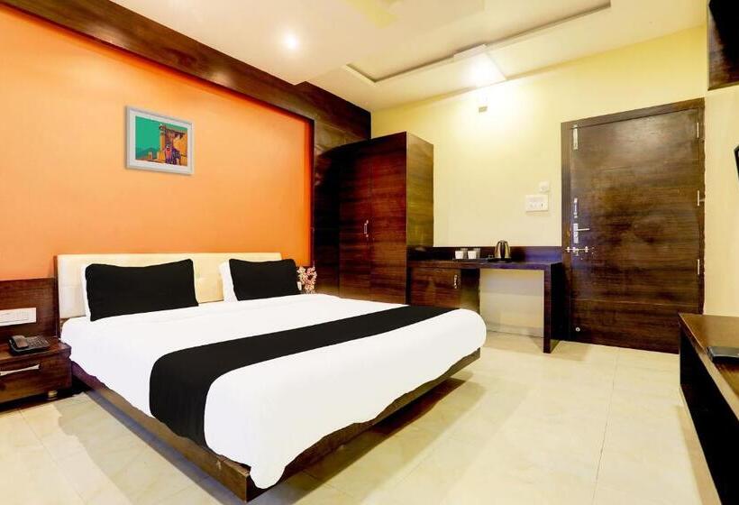 호텔 O Badridham Nagar Ab Road