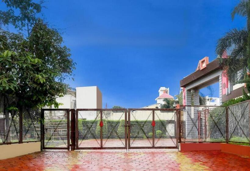 호텔 O Badridham Nagar Ab Road