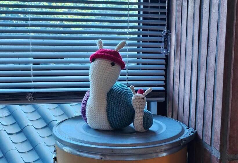 בית מלון כפרי Red Hat Snail