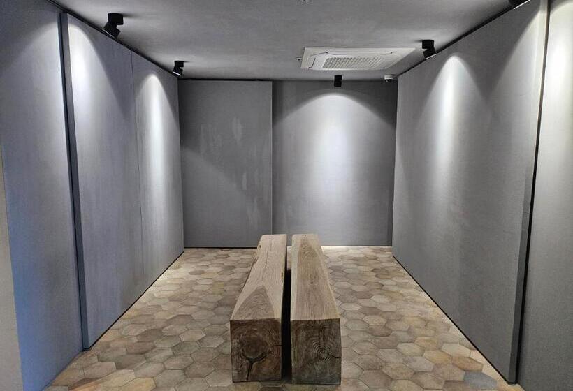 בית מלון כפרי Red Hat Snail