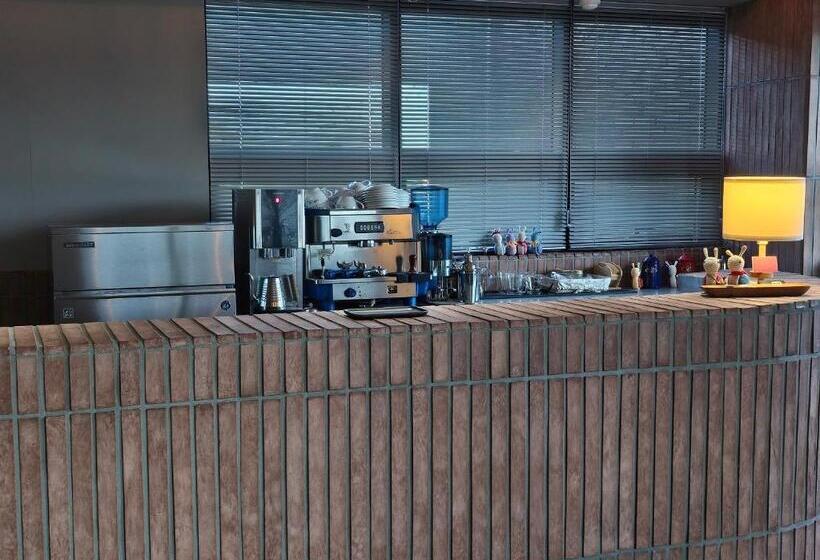 בית מלון כפרי Red Hat Snail