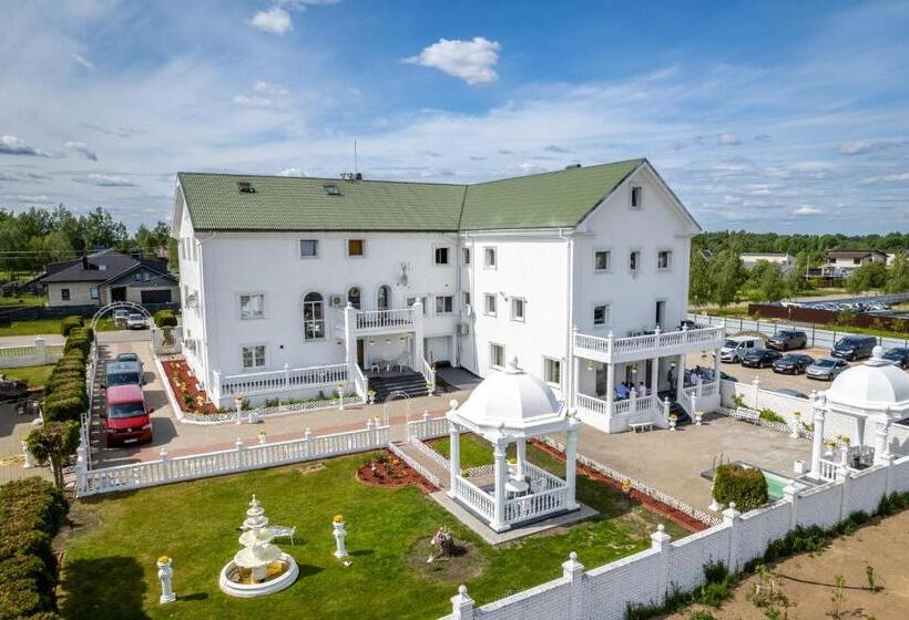 هتل Tatjanos Dvaras