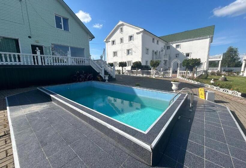 هتل Tatjanos Dvaras