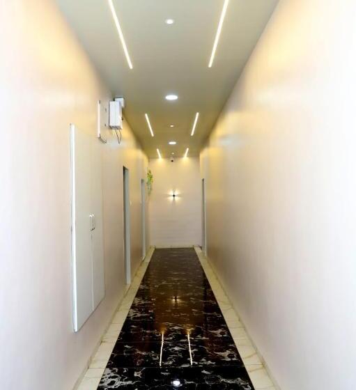 فندق Twarita Executive Lodge