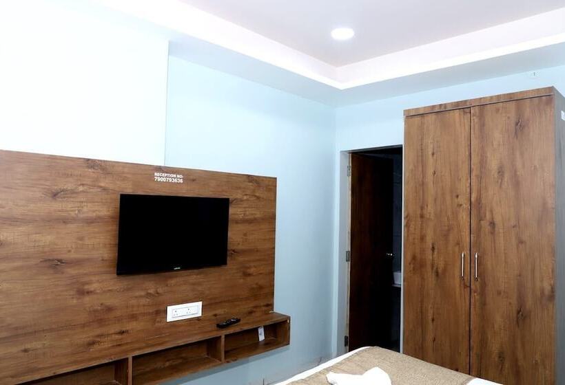 فندق Twarita Executive Lodge