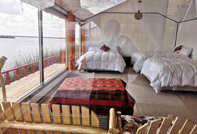 בית מלון כפרי Uros Suma Qhota Lodge