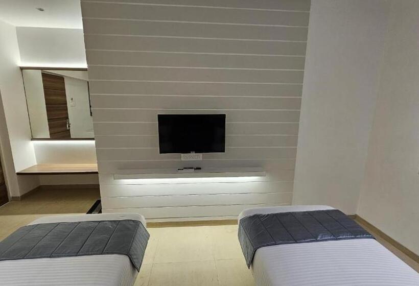 בית מלון כפרי Veesons Executive