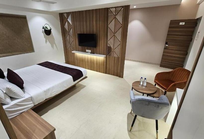 בית מלון כפרי Veesons Executive