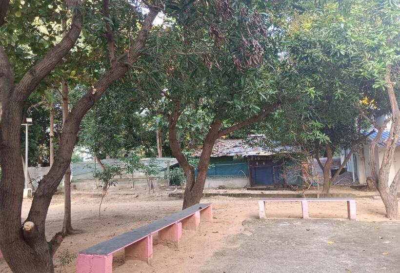 호텔 Farm House At Wego Garden