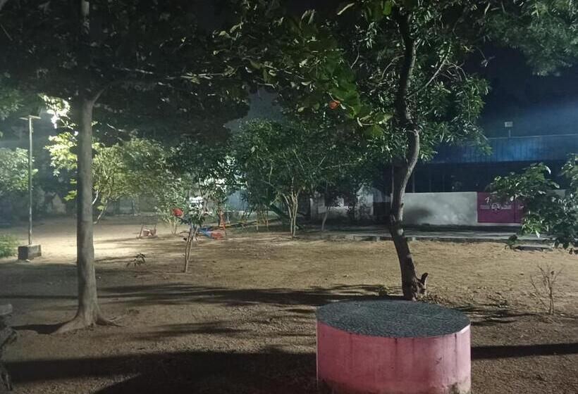 호텔 Farm House At Wego Garden