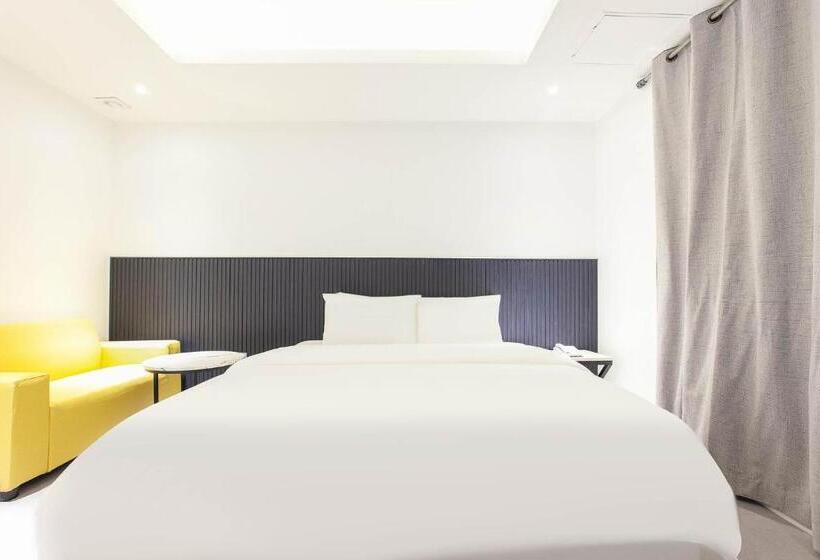 מוטל 호텔 1가