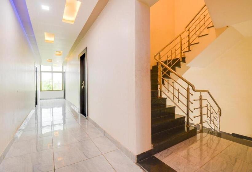 Oyo Hotel Jai Shree Shyam