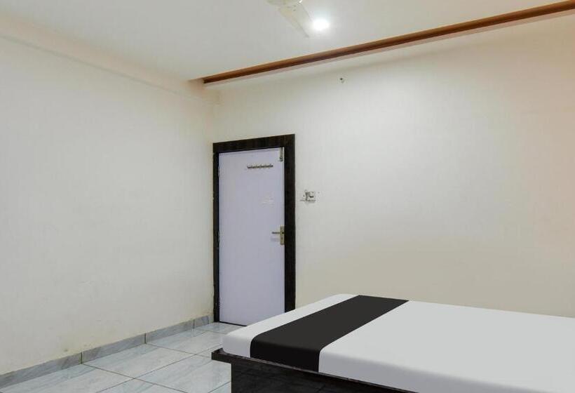 Oyo Hotel Jai Shree Shyam