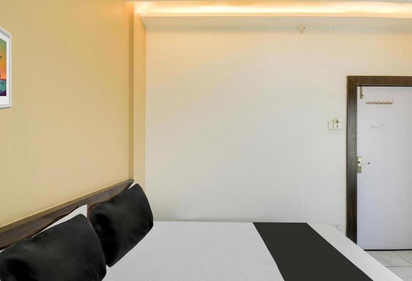 Oyo Hotel Jai Shree Shyam