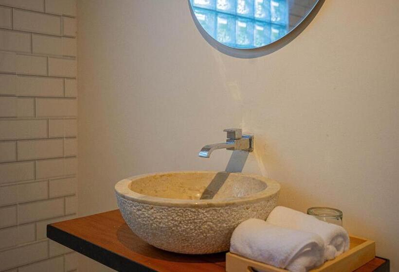 بنسيون Bale Taru Pecatu