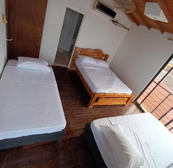 פנסיון Brisa Y Mar