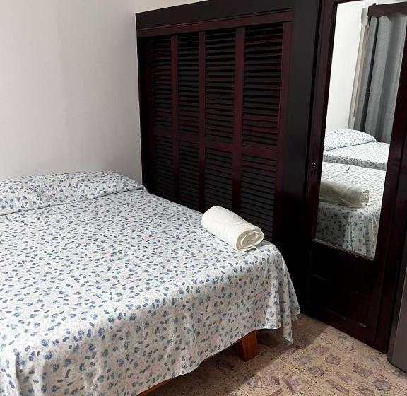 פנסיון Casita Vélez