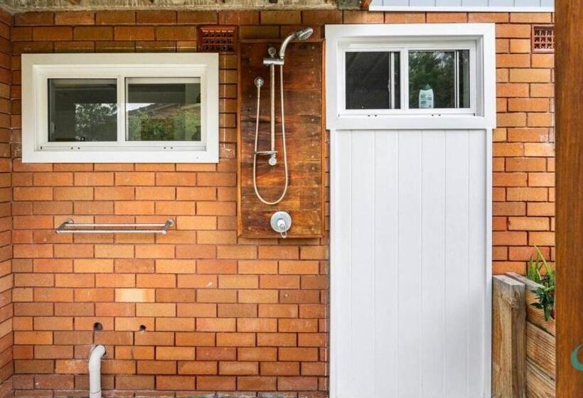 ペンション Caves Cottage Guest Suite