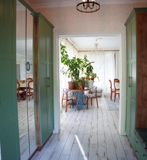 پانسیون Efendi Qonaq Evi