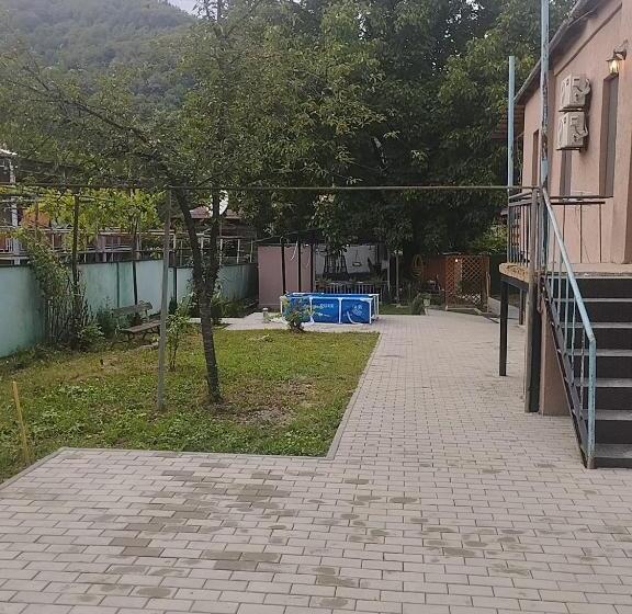 پانسیون Guest House Myoni