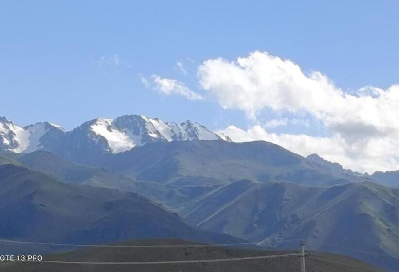 پانسیون Kyzart Guest House