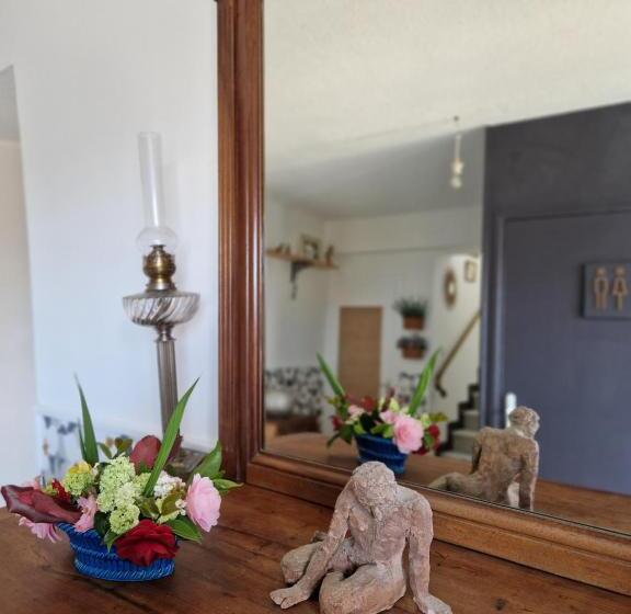 펜션 La Moutonne Des Landes De Lanvaux