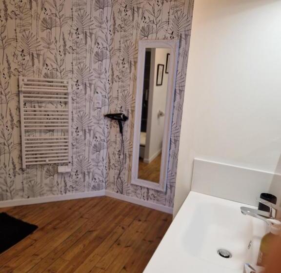 펜션 La Moutonne Des Landes De Lanvaux