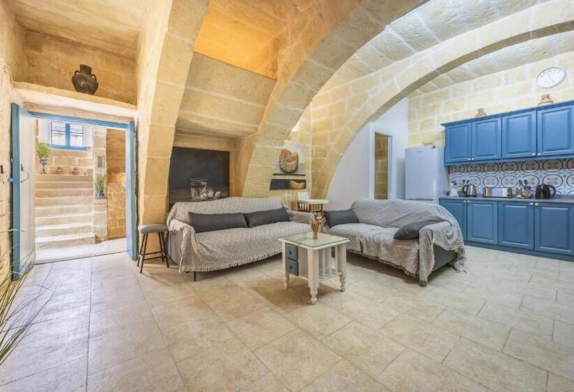 پانسیون Levander Suite 1 At Tan Neputi By Solea