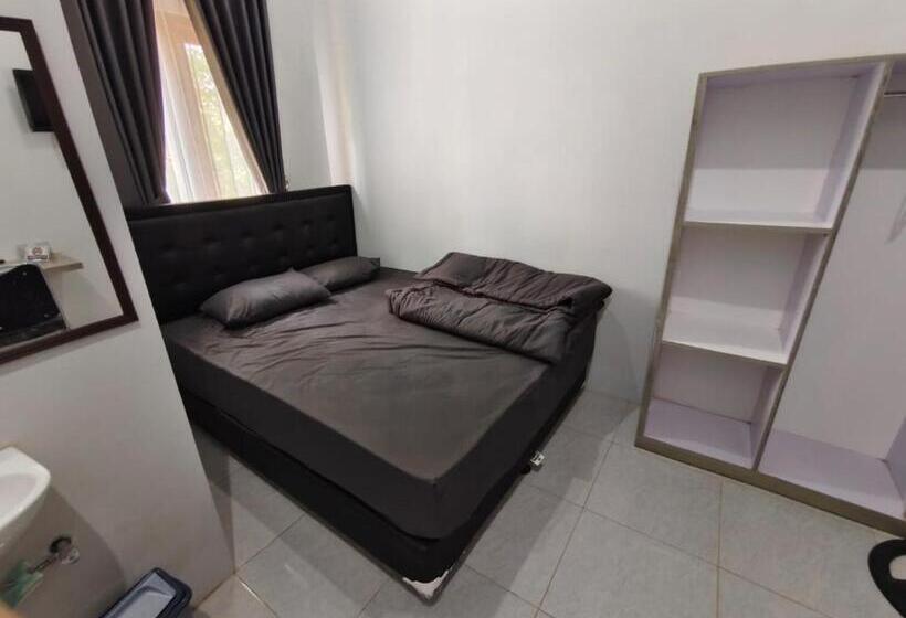 Пансион Livina S House