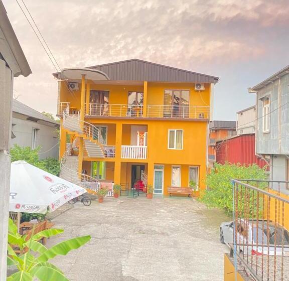 پانسیون Mariami