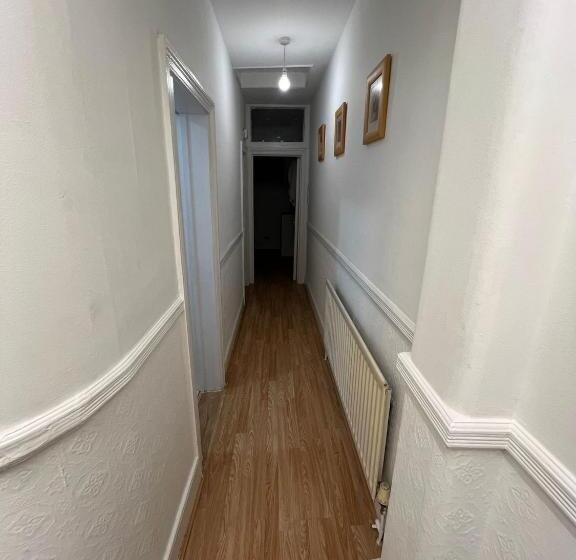 펜션 Master Grove Room