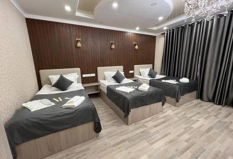 پانسیون Nur Guest House