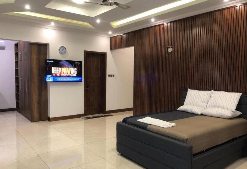 Пансион Oyster Golf 3 Sakumono   Holiday Apartments