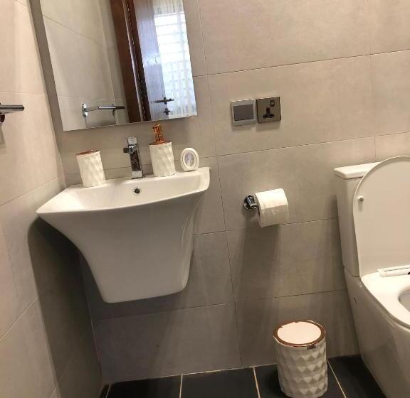 Пансион Oyster Golf 3 Sakumono   Holiday Apartments