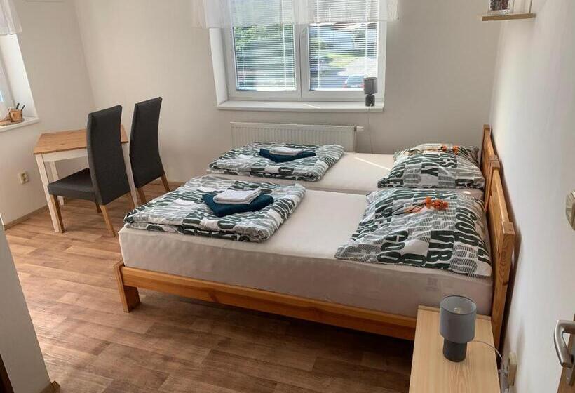 膳宿费 Penzion Na Potoce