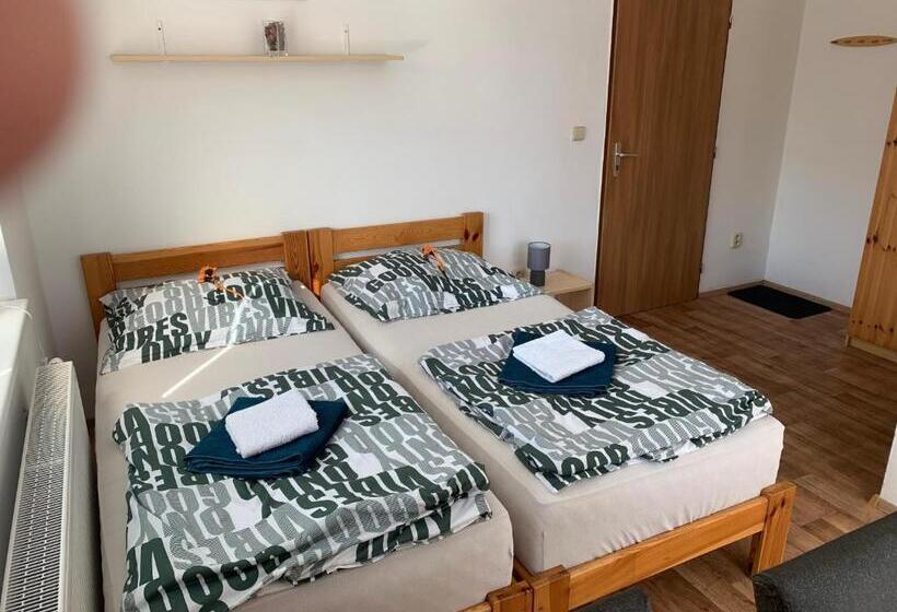 بنسيون Penzion Na Potoce