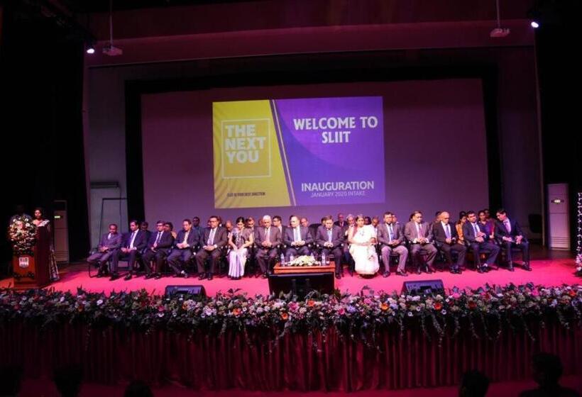 膳宿费 Pine Hottel