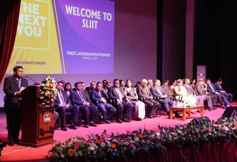 膳宿费 Pine Hottel