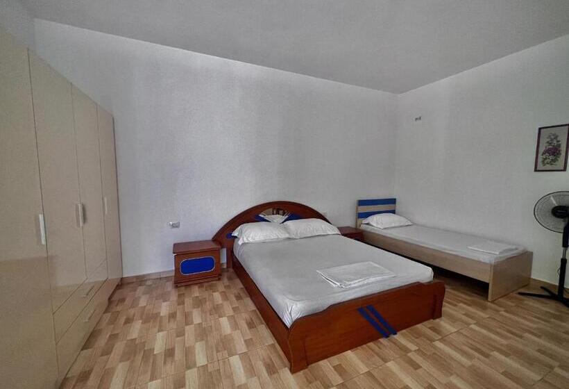 膳宿费 Vlora Garden Terrace