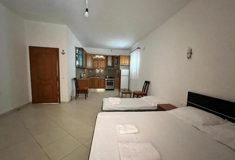 膳宿费 Vlora Garden Terrace