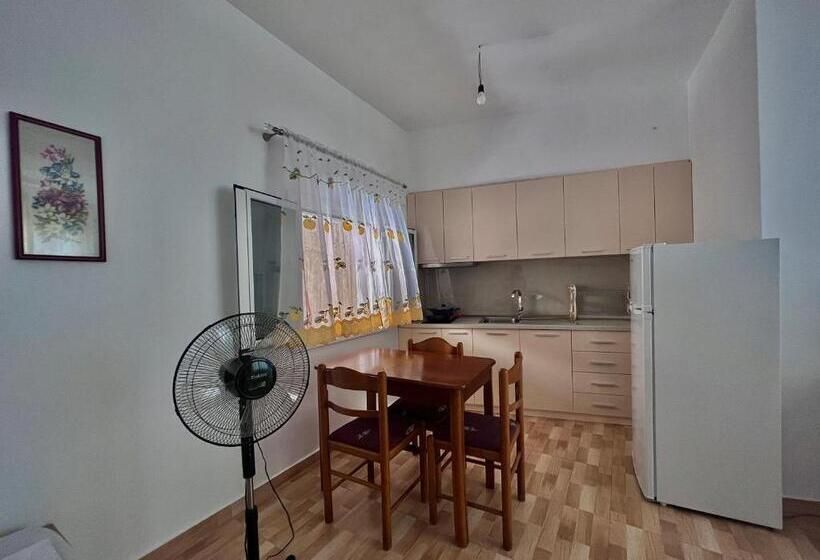 膳宿费 Vlora Garden Terrace