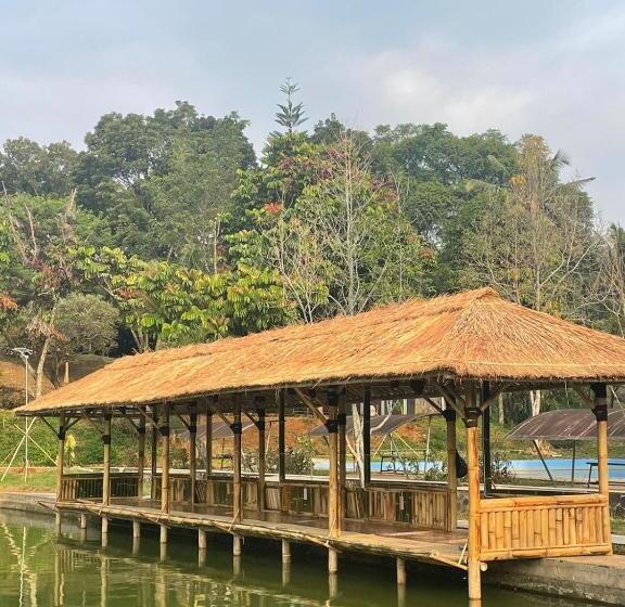 منتجع Porlak Jahe Giri Tirta Kahuripan