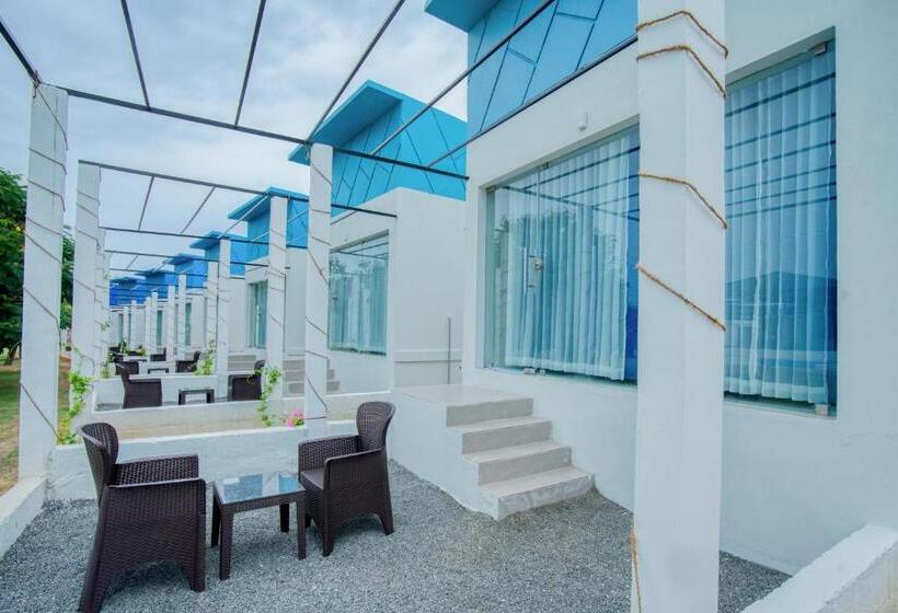 Seaborne Beach Resort