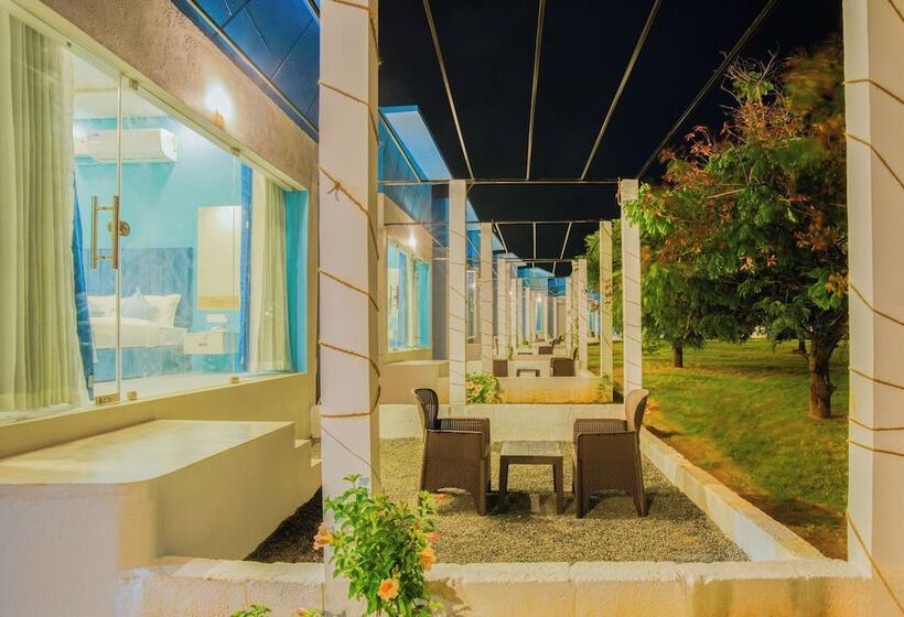 Seaborne Beach Resort