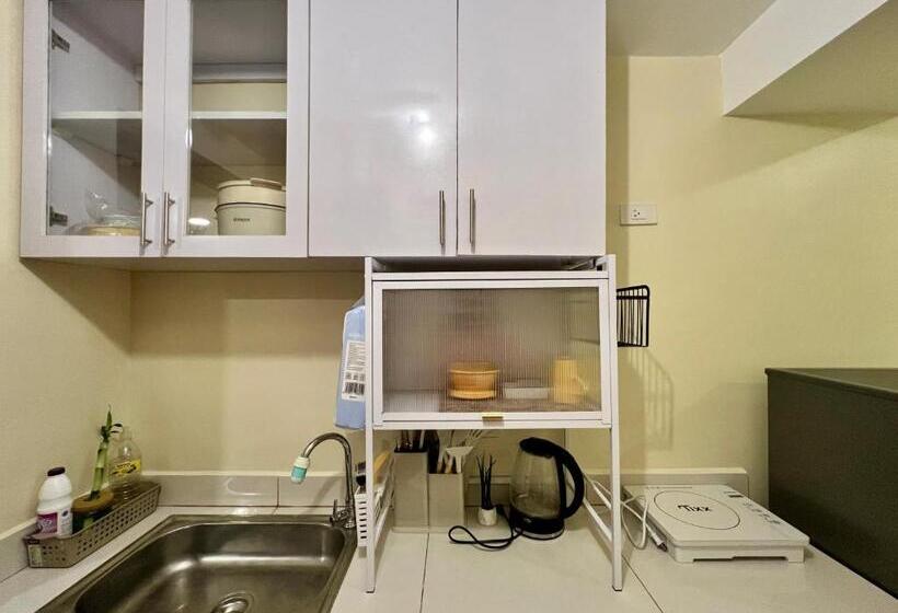 Staycation Condotels For Travellers Near Airport